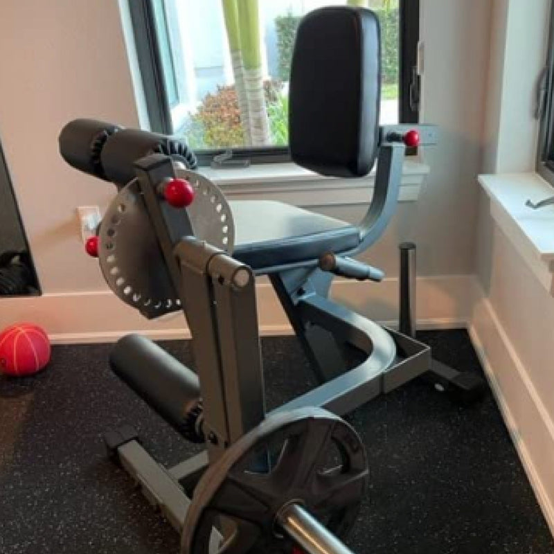 XMARK Rotary Leg Extension / Curl Machine